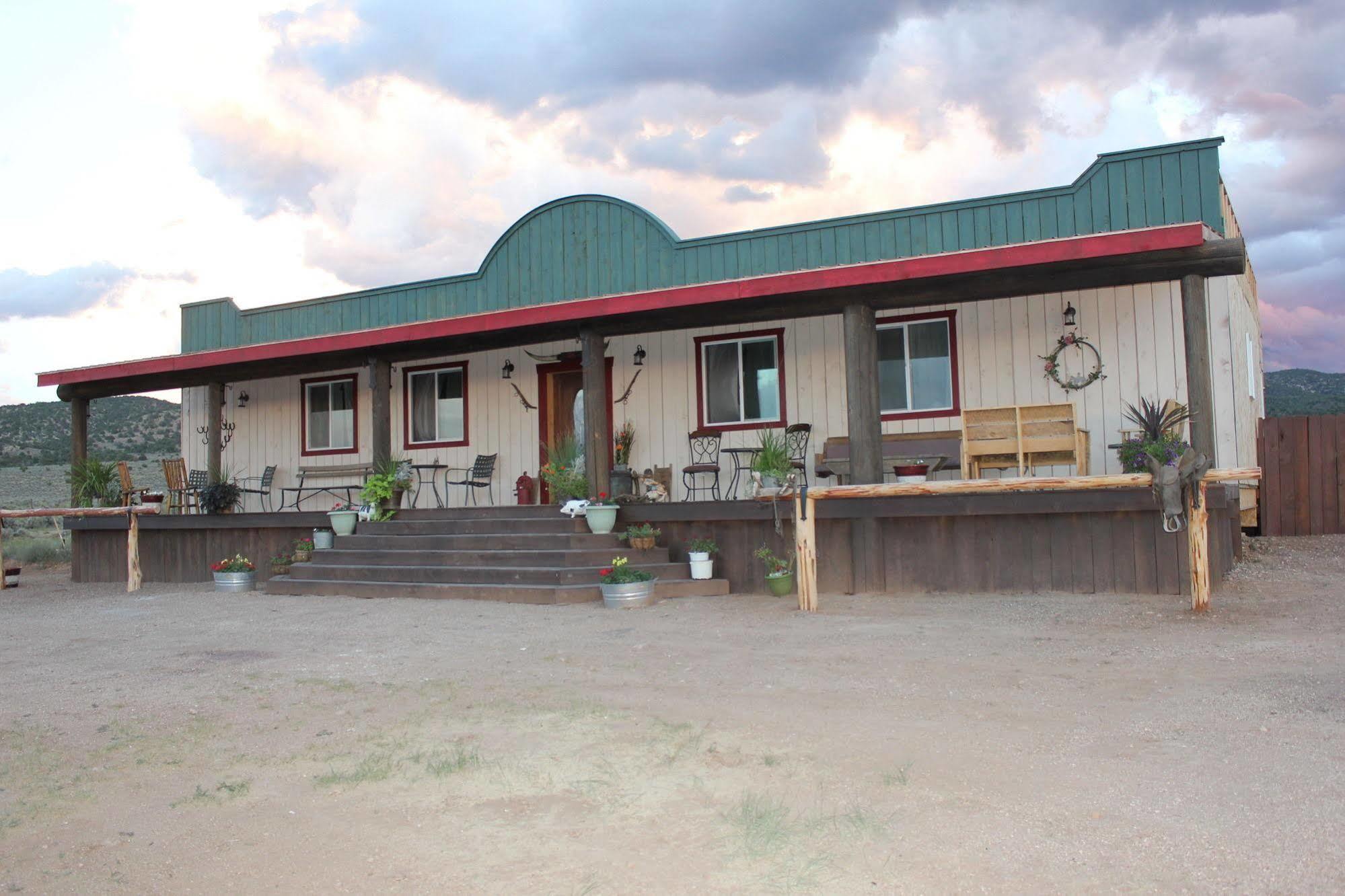 Grand Canyon Ranch & Outfitters Hotel Fredonia Zewnętrze zdjęcie